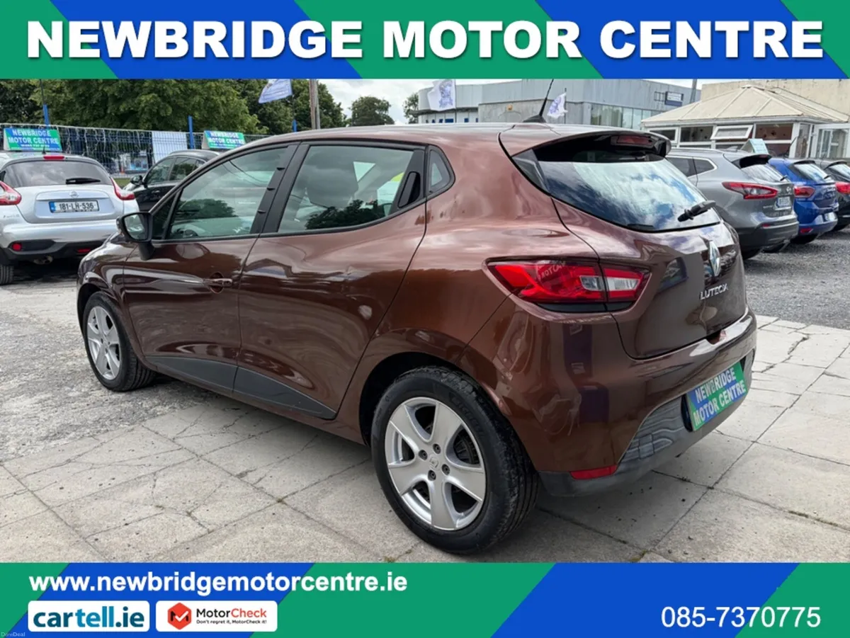Renault Clio AUTOMATIC VERY LOW MILEAGE - Image 5