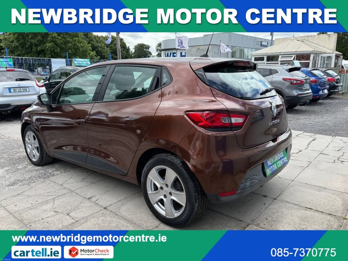 Renault Clio AUTOMATIC VERY LOW MILEAGE - Image 6