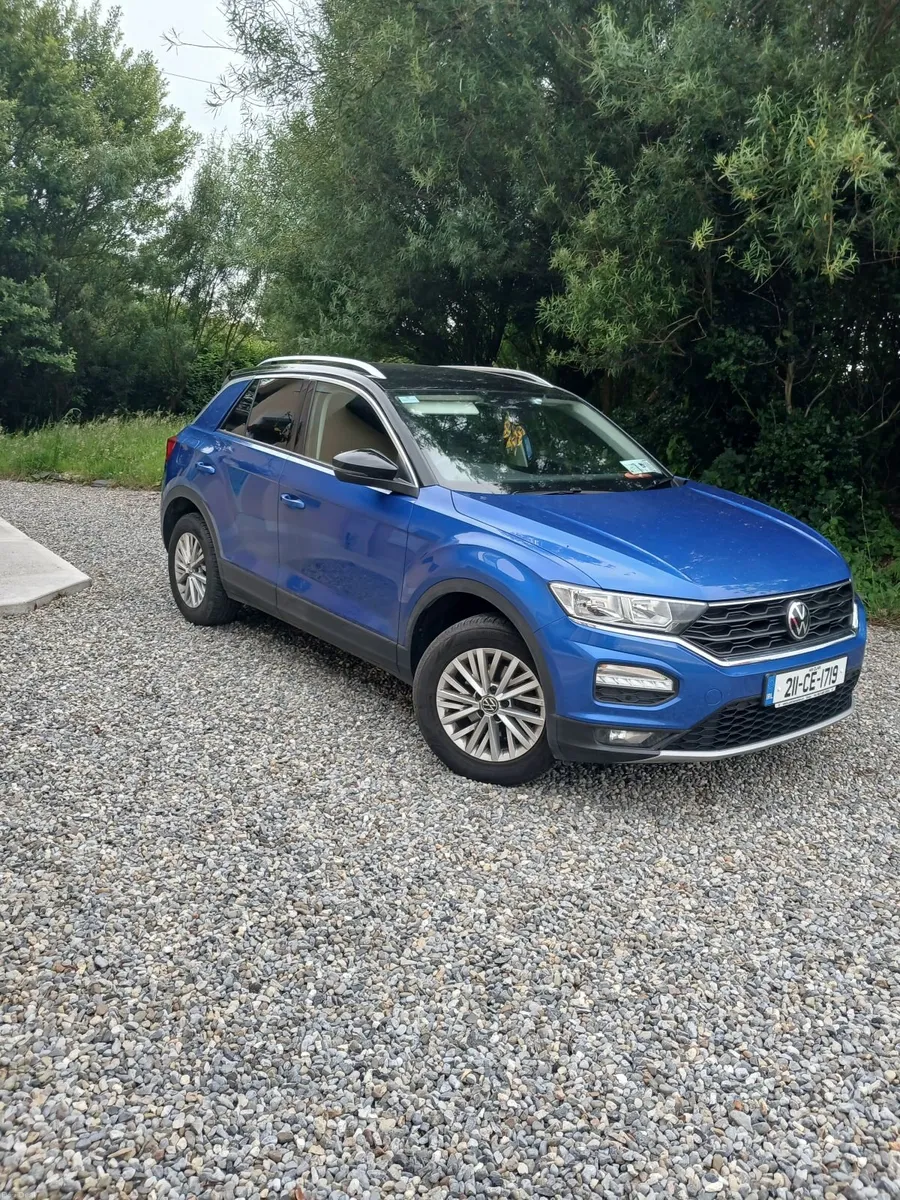 Volkswagen T-Roc 2021 - Image 1