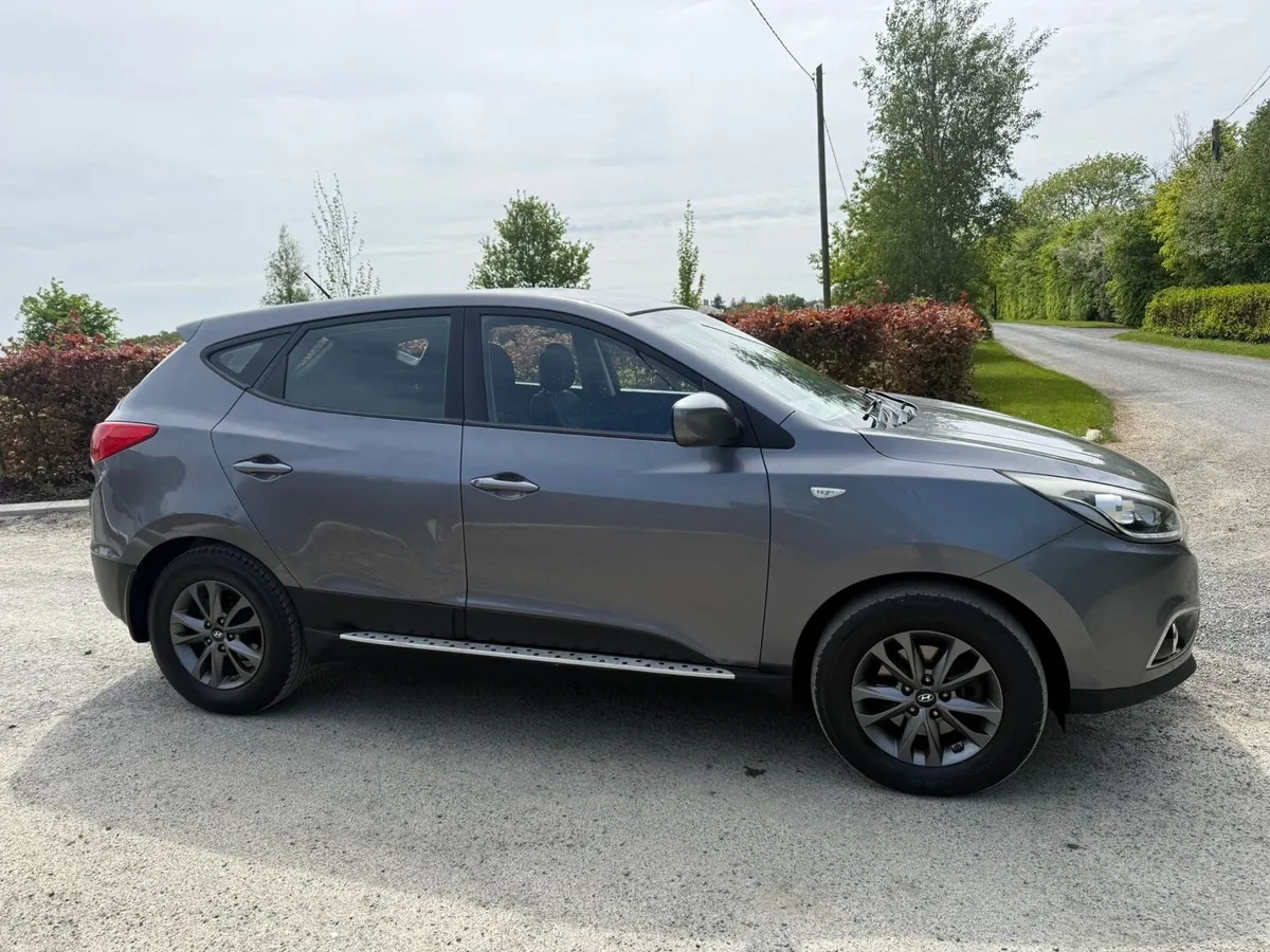 Hyundai ix35 2014 diesel - Image 2