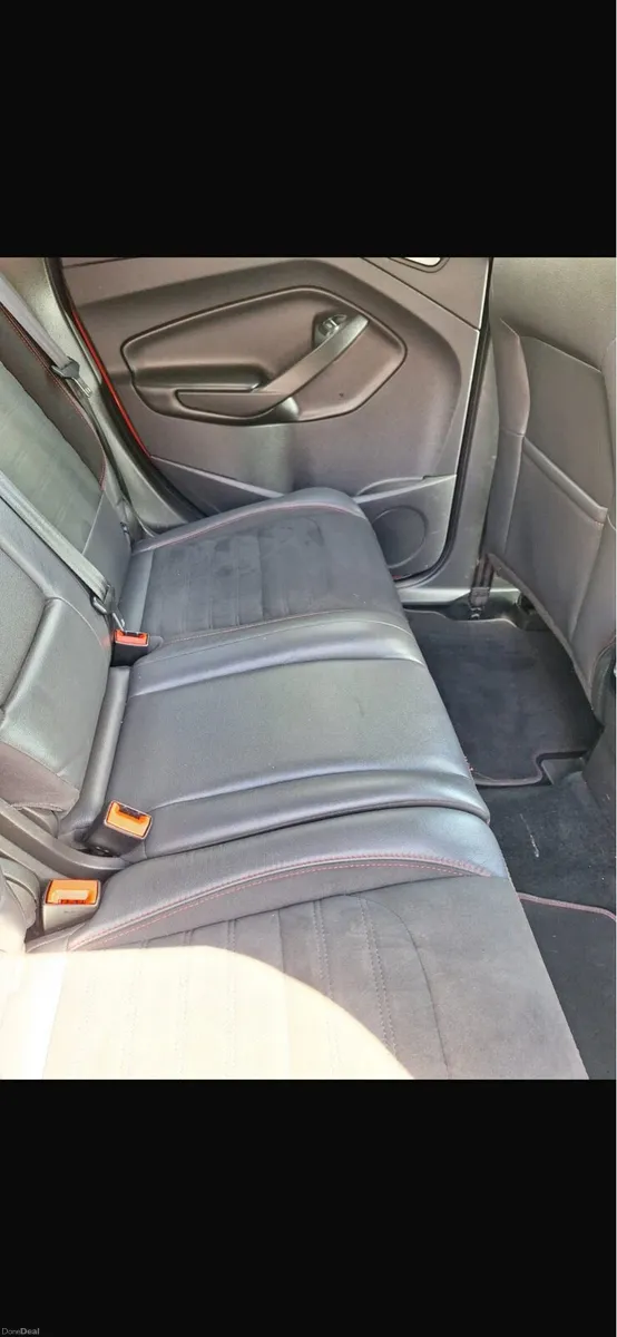 Ford Kuga 1.5 TdCi ST-Line - Image 6