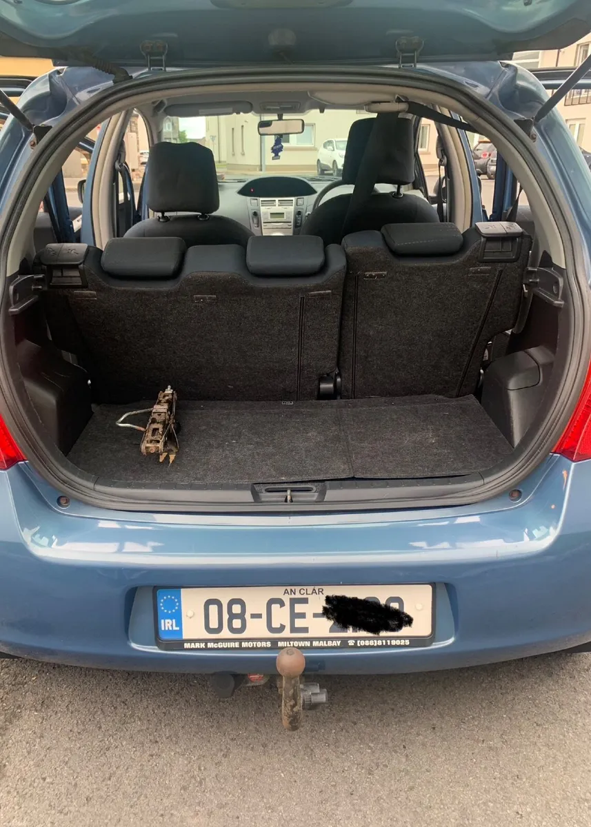 Car - Image 2