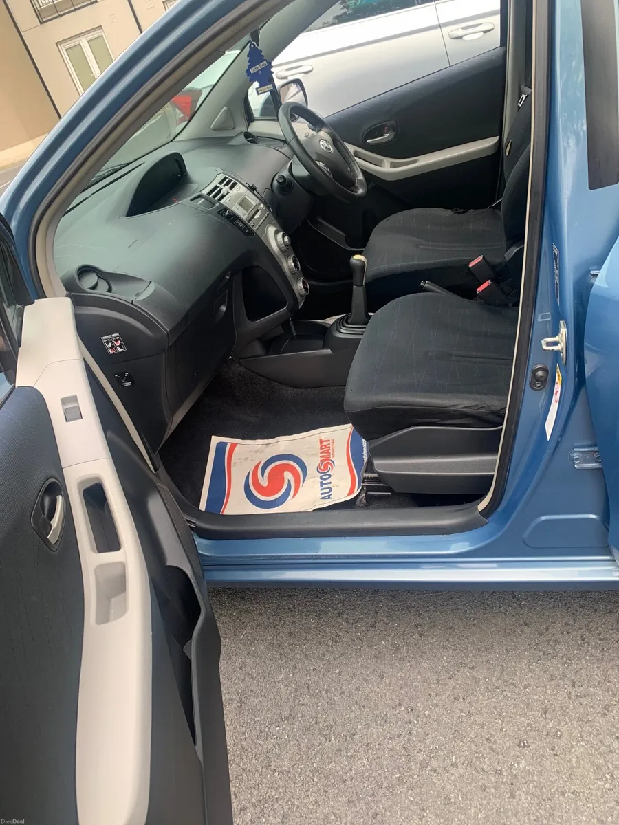 Car - Image 4