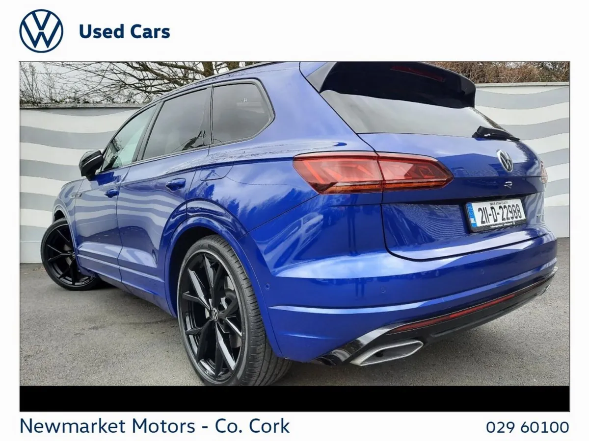 Volkswagen Touareg R HYBRID 462BHP AIR SUSPENSION - Image 3