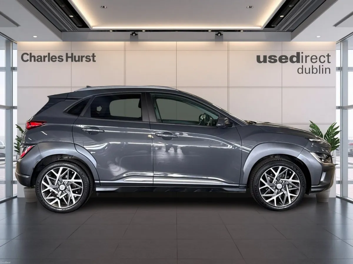 Hyundai KONA Kona Premium AUTOMATIC - Image 3