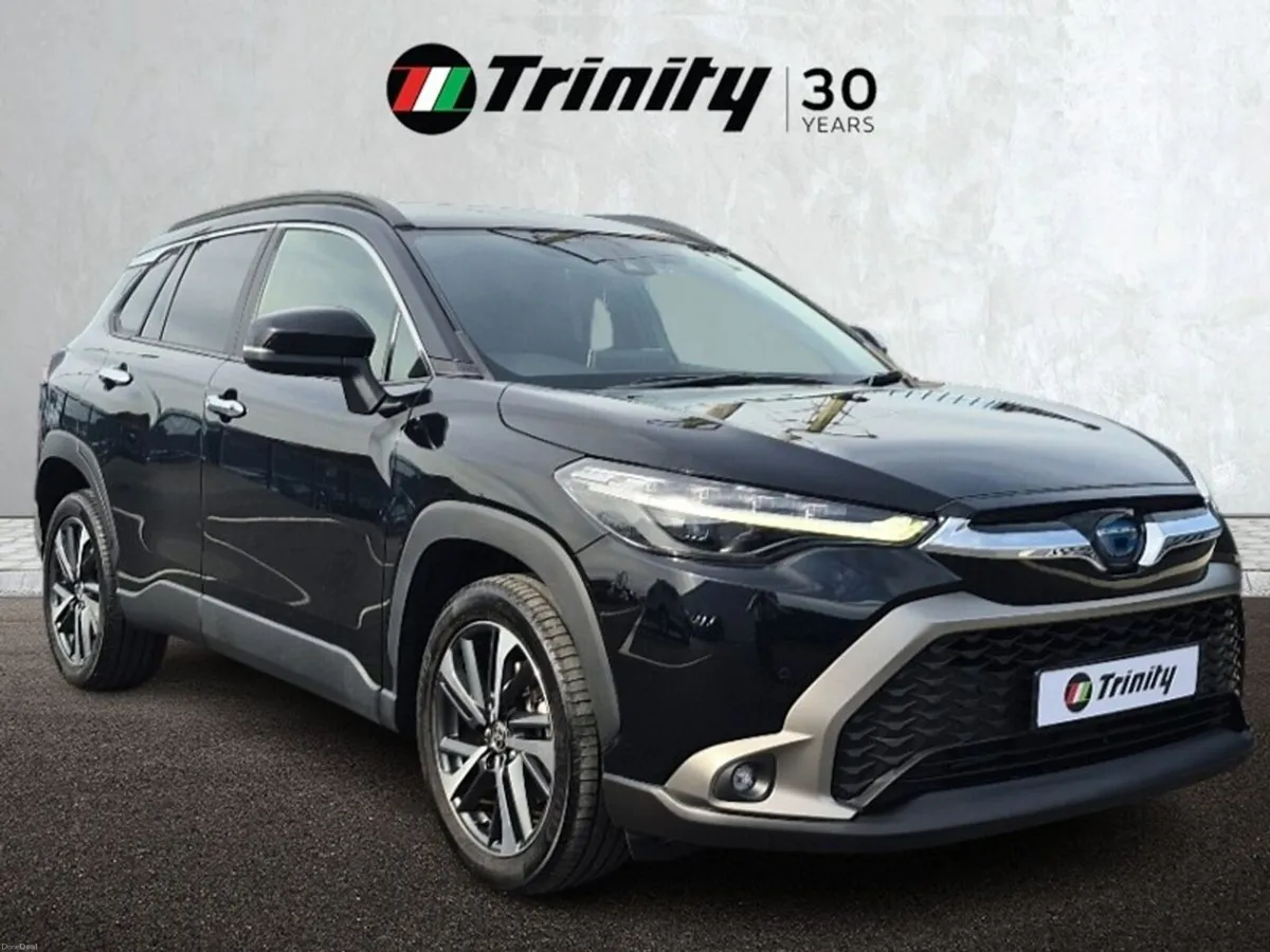 Toyota Corolla Cross ** HYBRID ** AUTO ** HUGE SPE - Image 1