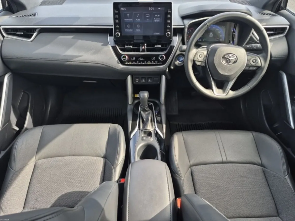 Toyota Corolla Cross ** HYBRID ** AUTO ** HUGE SPE - Image 2