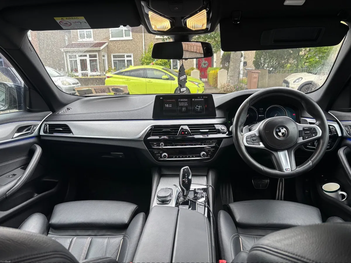BMW 5-Series 2018 - Image 3