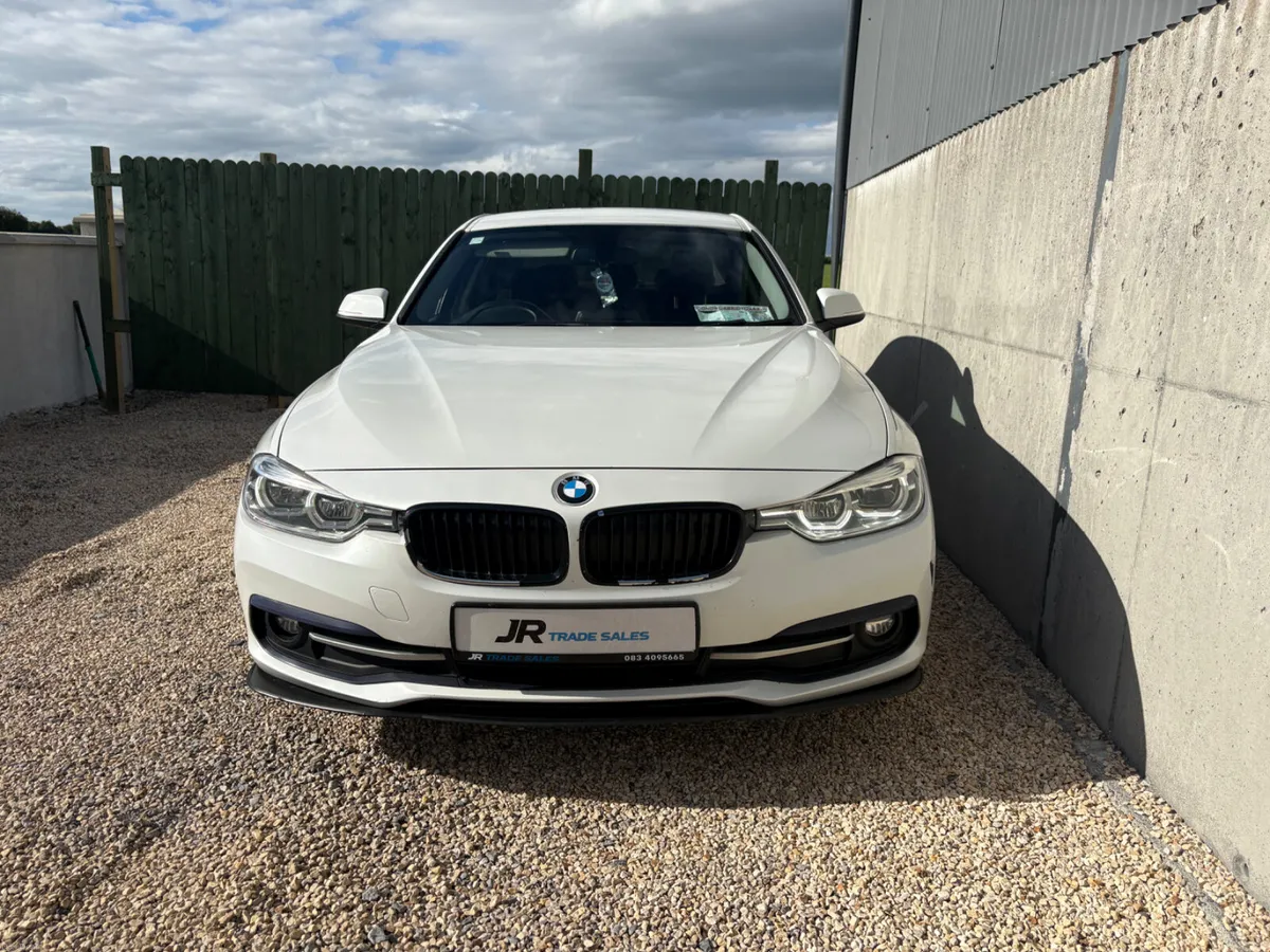 BMW 3-Series Sport - Image 3