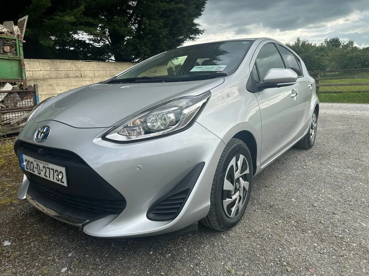 202 Toyota Aqua 1.5 Hybrid Push Start - Image 3
