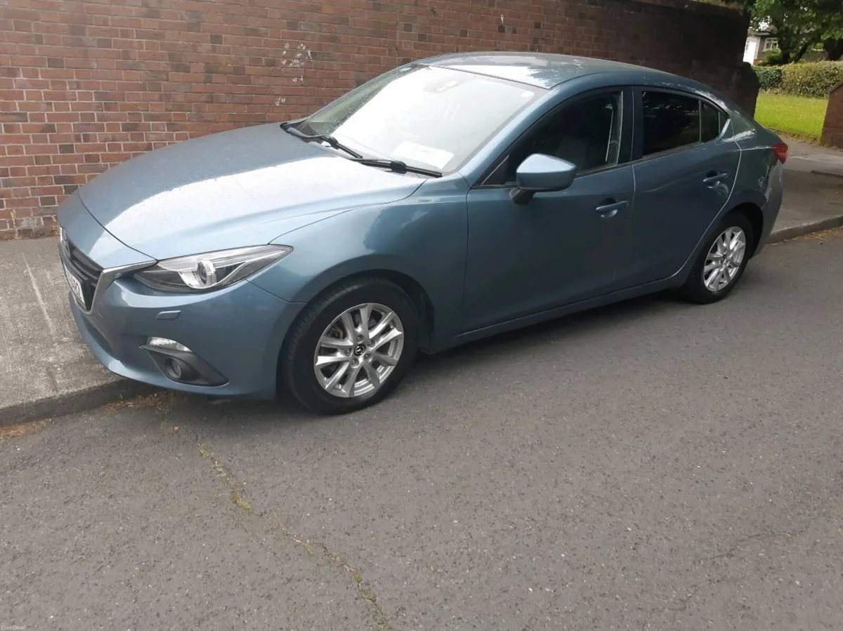 Mazda 3 - Image 2