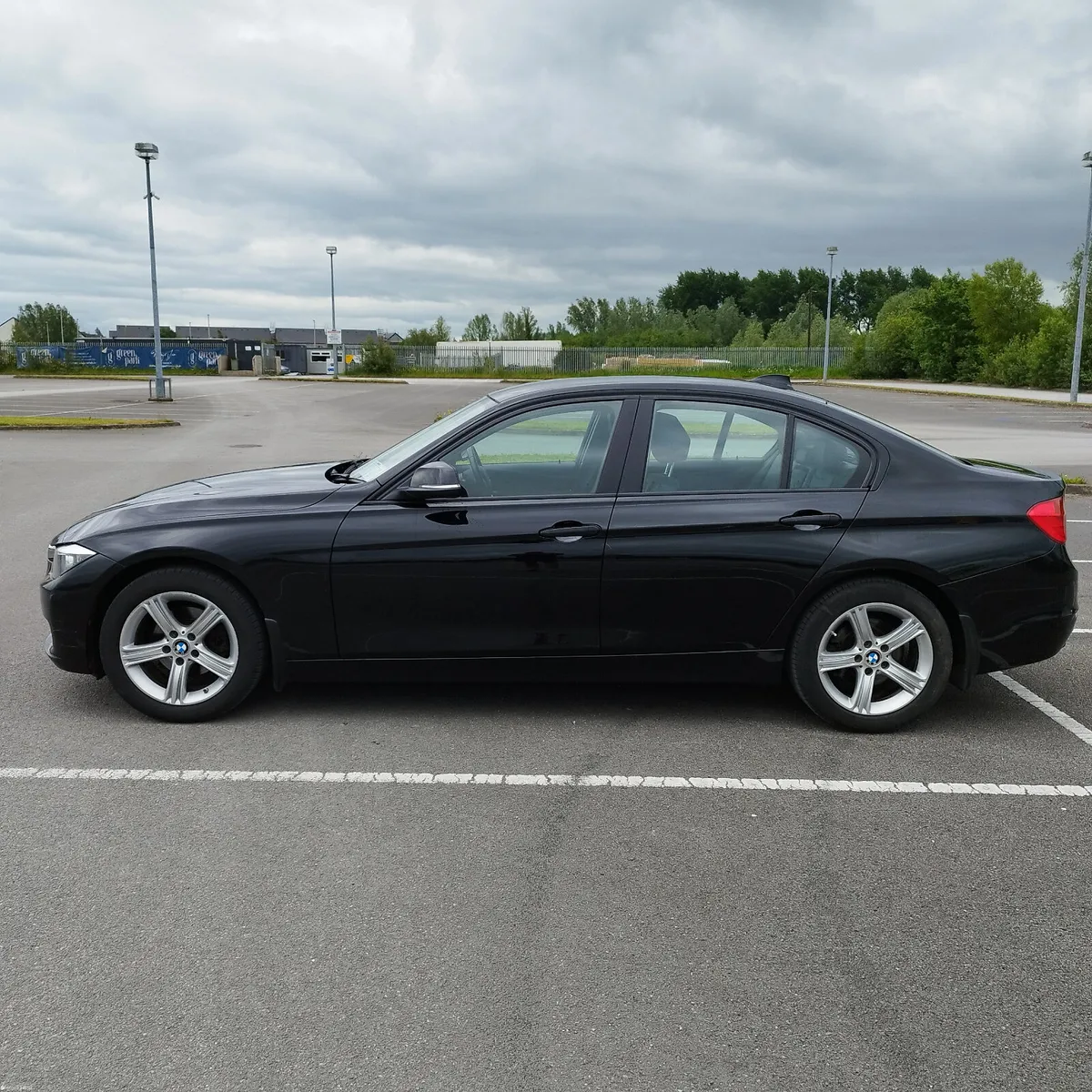 BMW 316d Automatic|Low Running Costs|High Spec - Image 6