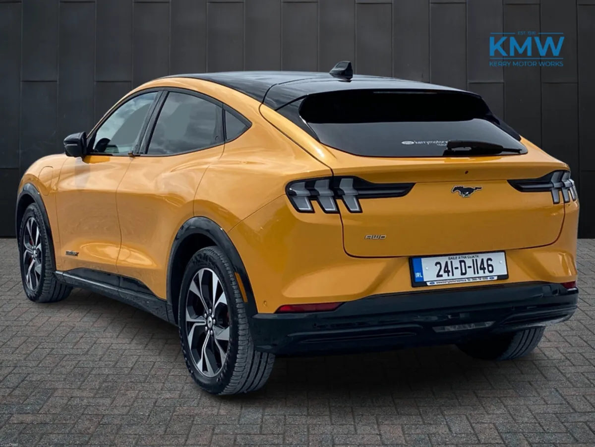 Ford Mustang Mach-E PREMIUM 5DR 88ER - Image 3