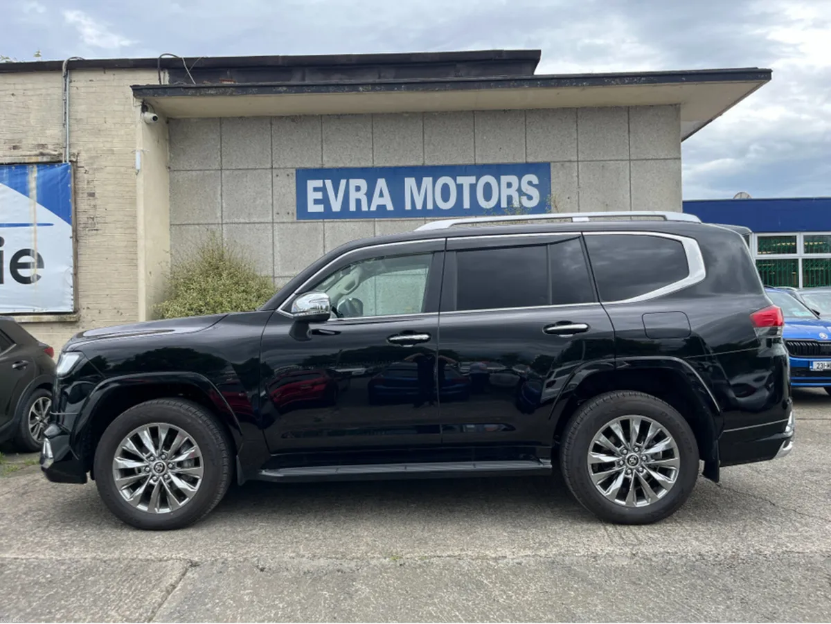 Toyota Land Cruiser AMAZON 3.3 DIESEL AUTOMATIC 2 - Image 6