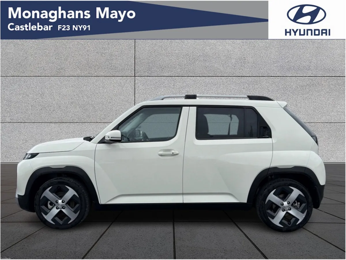 Hyundai INSTER ELEGANCE 49KWH 5DR AUTO - Image 6