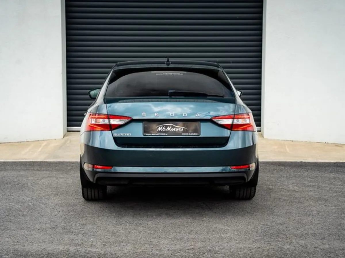 Skoda Superb Sportline Styling Auto - Image 4