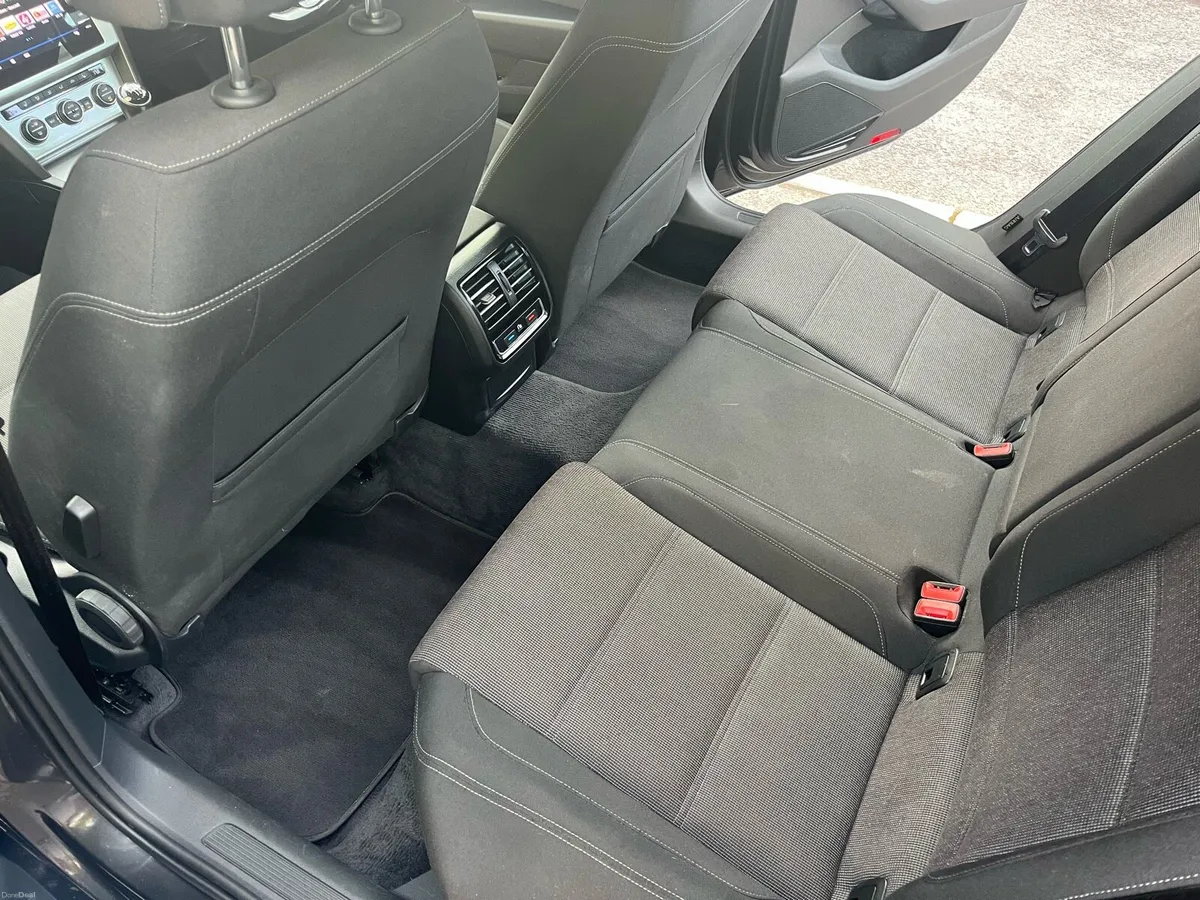 Volkswagen Passat 2.0 Diesel - Image 6
