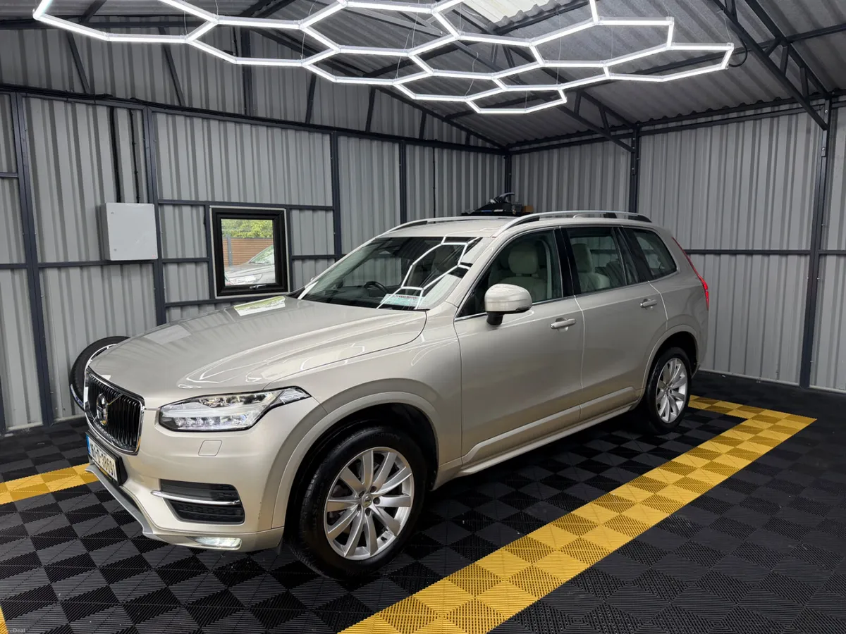 Volvo XC90 2016 Momentum D4 Diesel - Image 1
