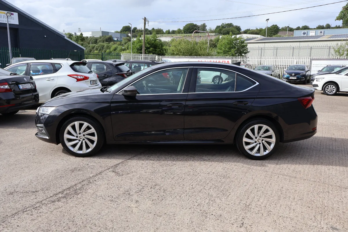 Skoda Octavia Style Huge Spec Exceptional! - Image 6