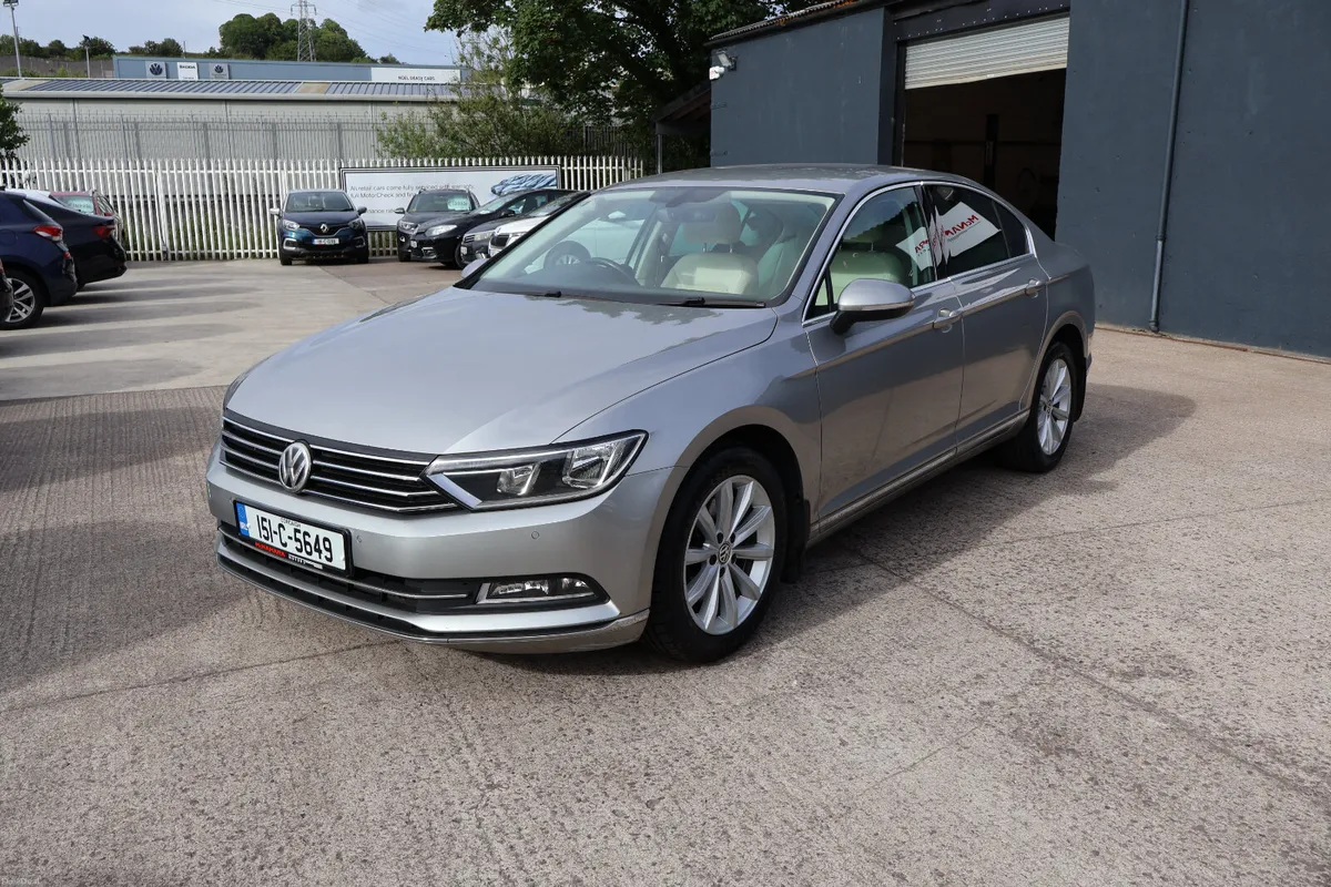 Volkswagen Passat Highline Low Km's Exceptional! - Image 5