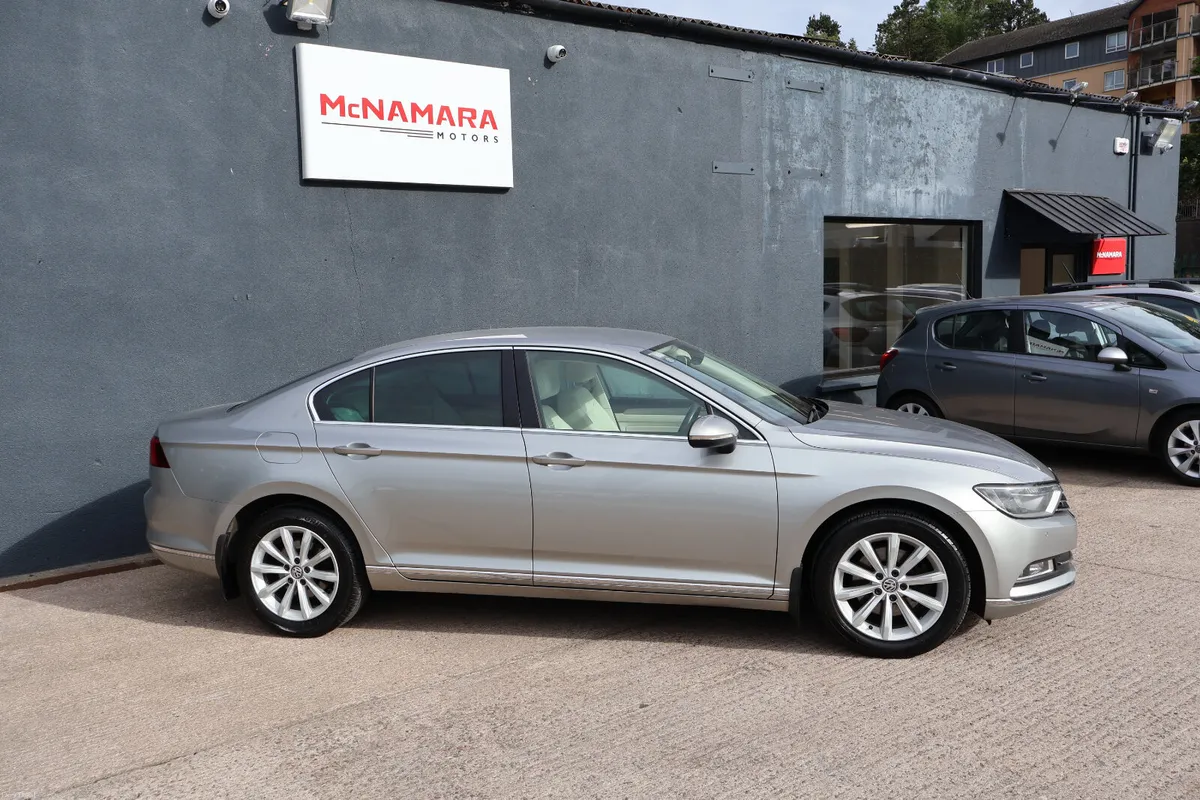 Volkswagen Passat Highline Low Km's Exceptional! - Image 2