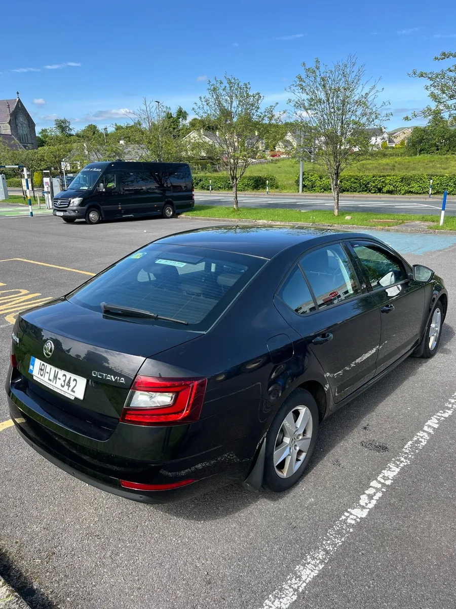 Skoda Octavia Ambition 1.6 TDI - Image 5