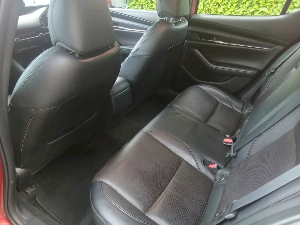 Mazda 3 GT 2.0 e-Skyactiv-G - Image 4