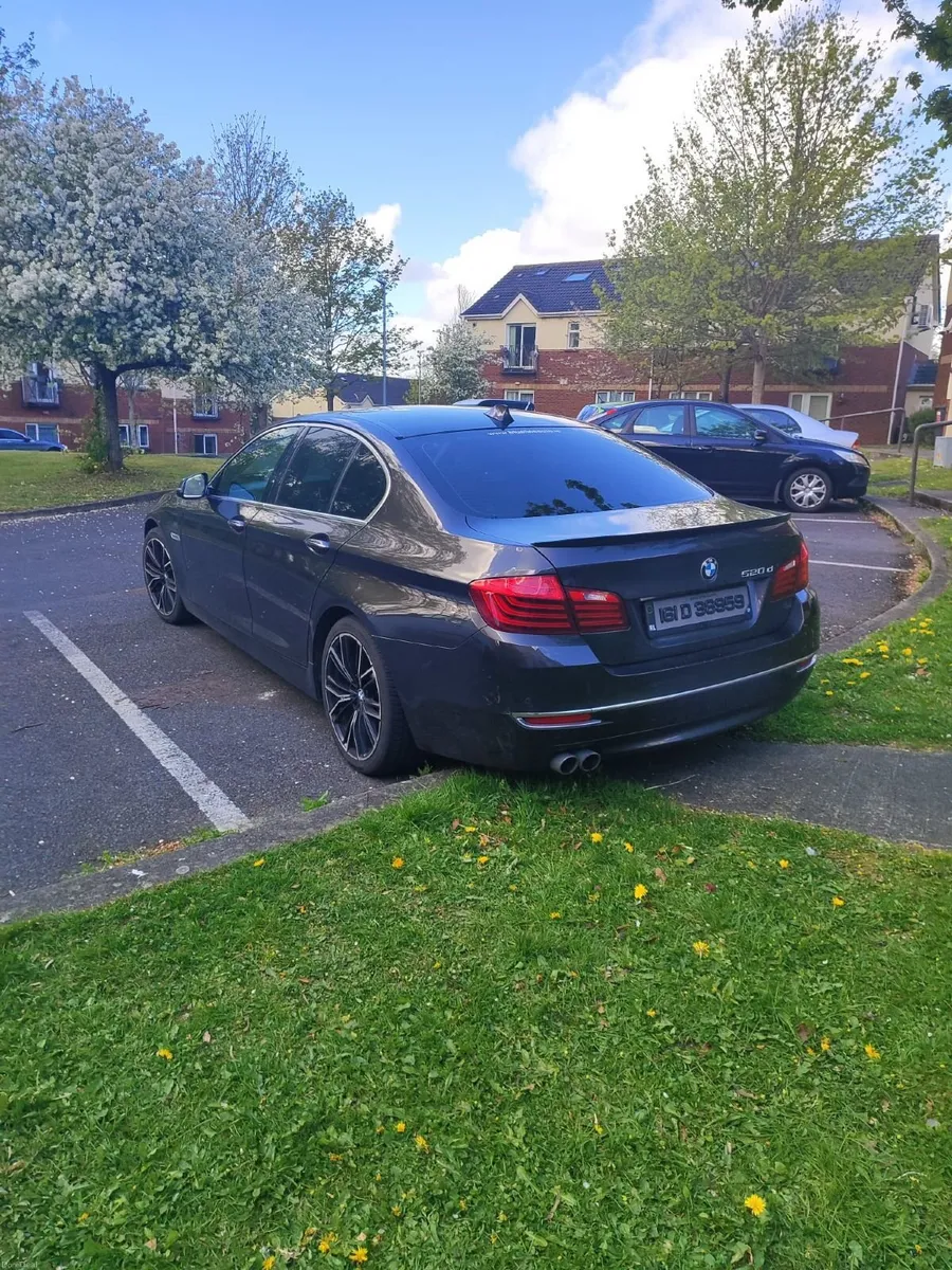 BMW 5-Series 2016 F10 LCI executive edition - Image 3