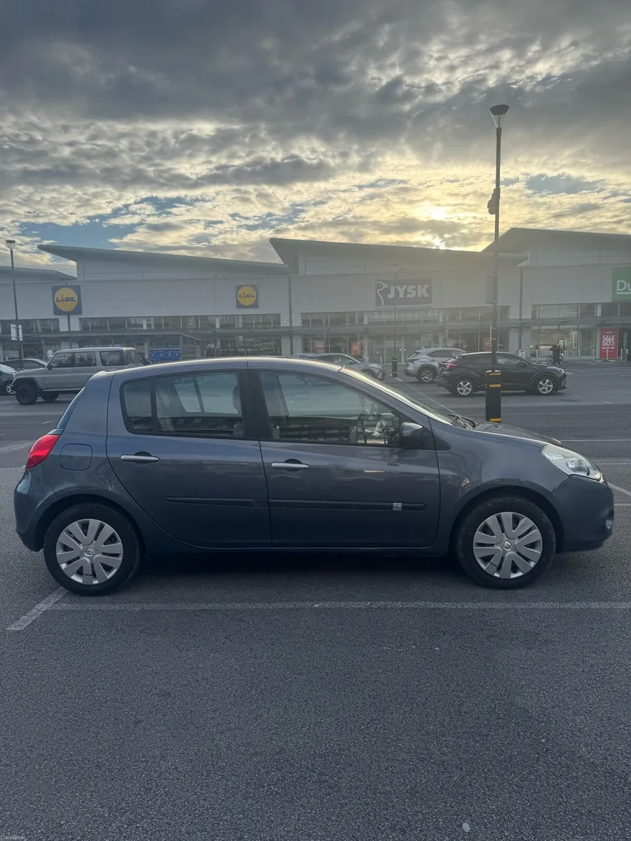 Renault Clio 2010 Low Km, New NCT - Image 3