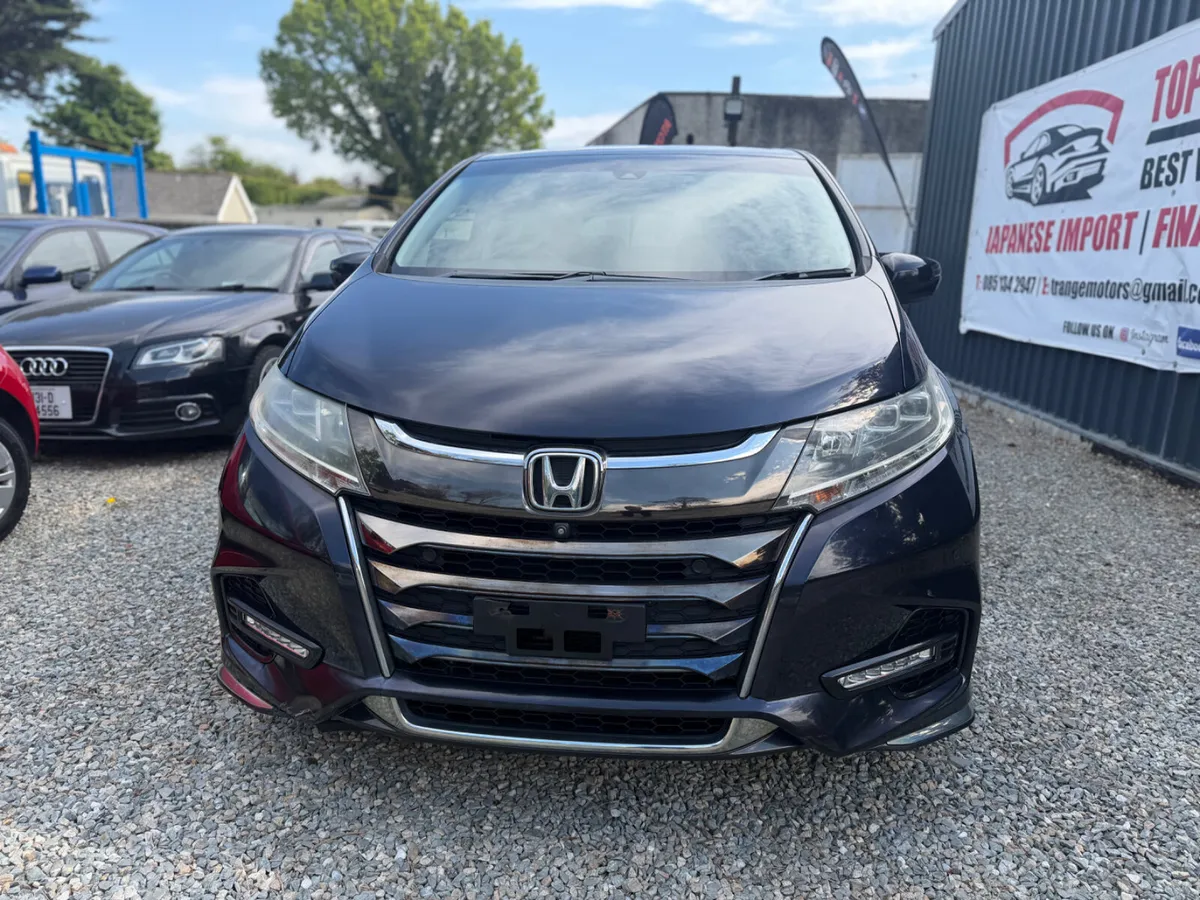 Honda Odessy 2018 leather seats - Image 2
