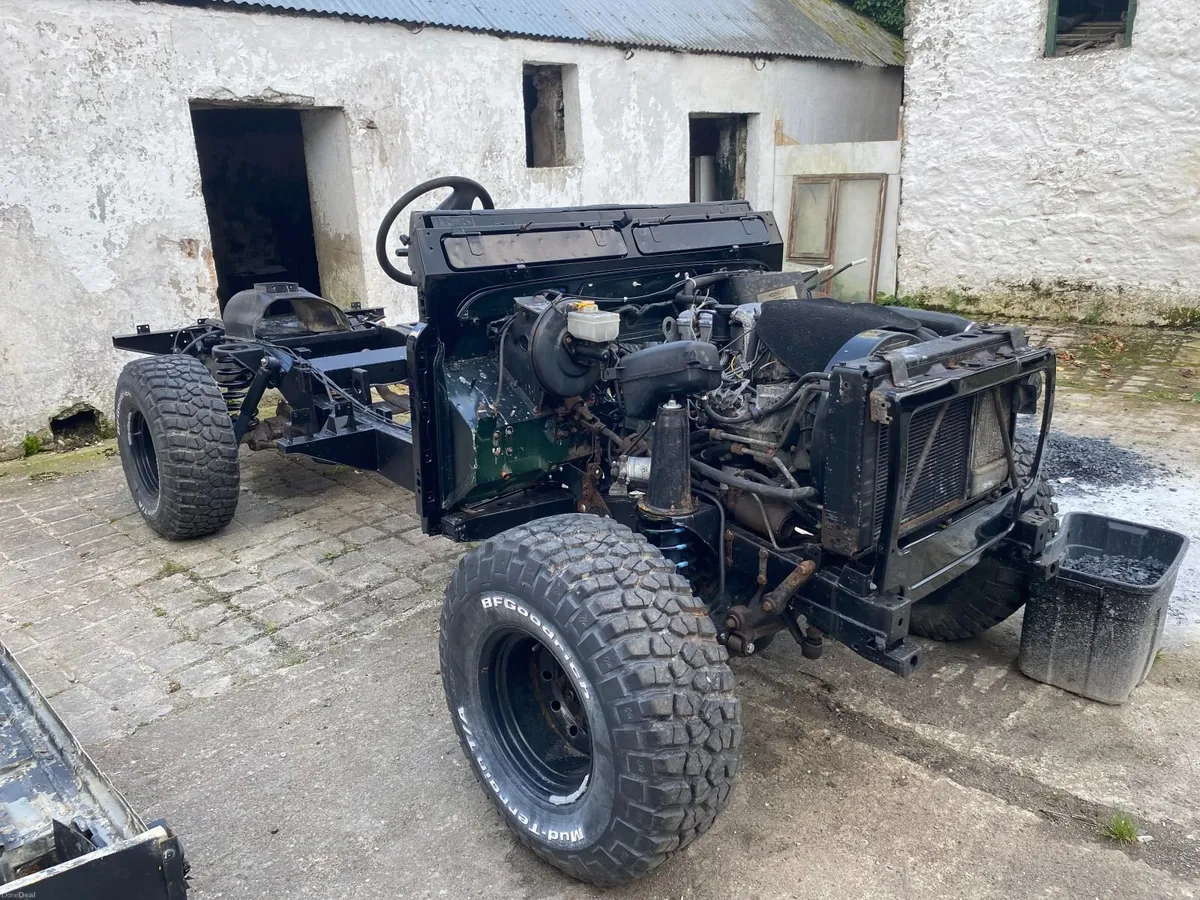 Land Rover Defender 1996 - Image 4