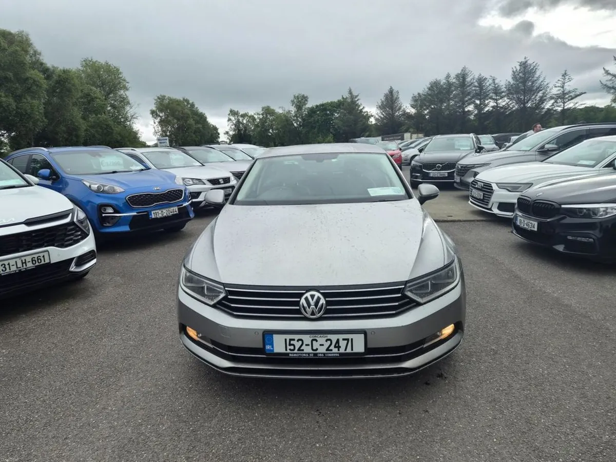 Volkswagen Passat Highline 1.6 TDI M6F 120HP 4DR - Image 3
