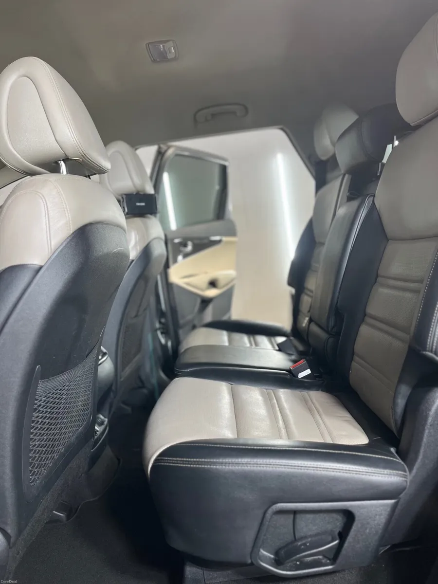 Kia Sorento 2016 - Image 4