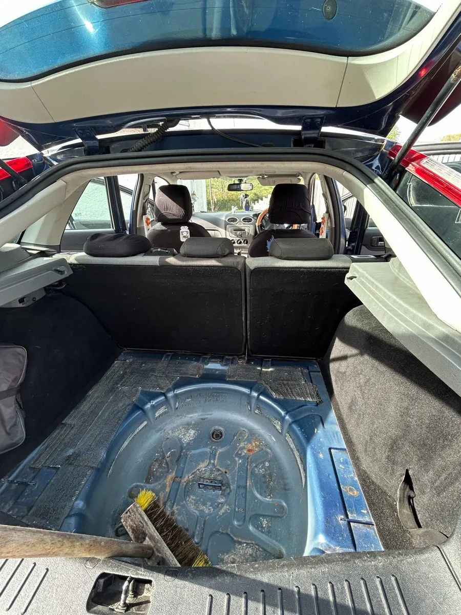 08 Ford Focus Hatchback - Image 5