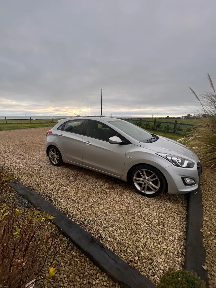Hyundai i30 2013 - Image 2
