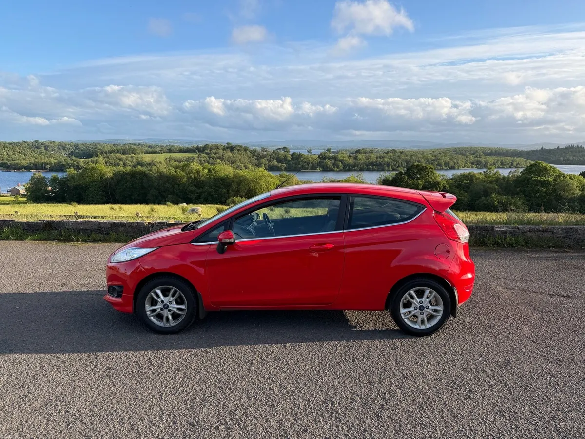 2017 Ford Fiesta Zetec 1.2 - Image 4
