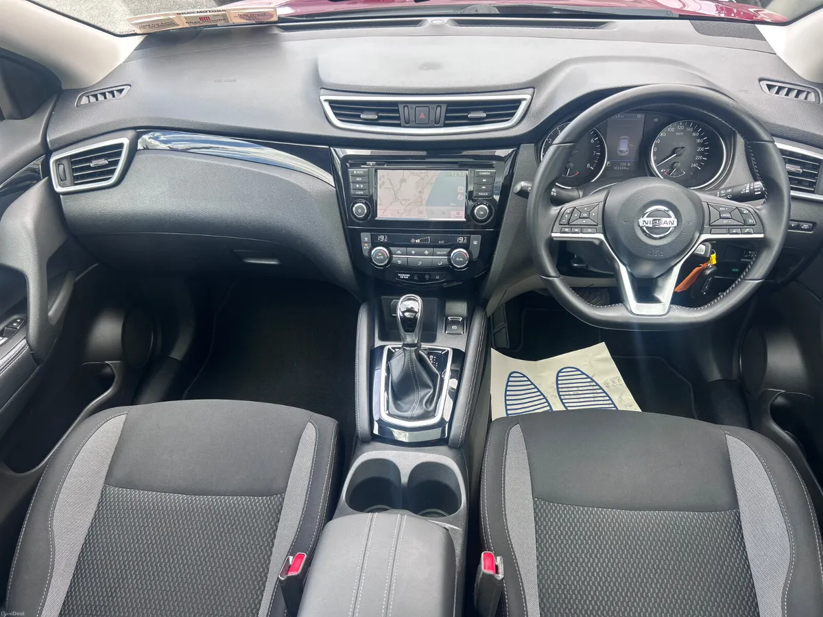 2019 NISSAN QASHQAI 1.3 PETROL SV AUTO LOW KMS - Image 2