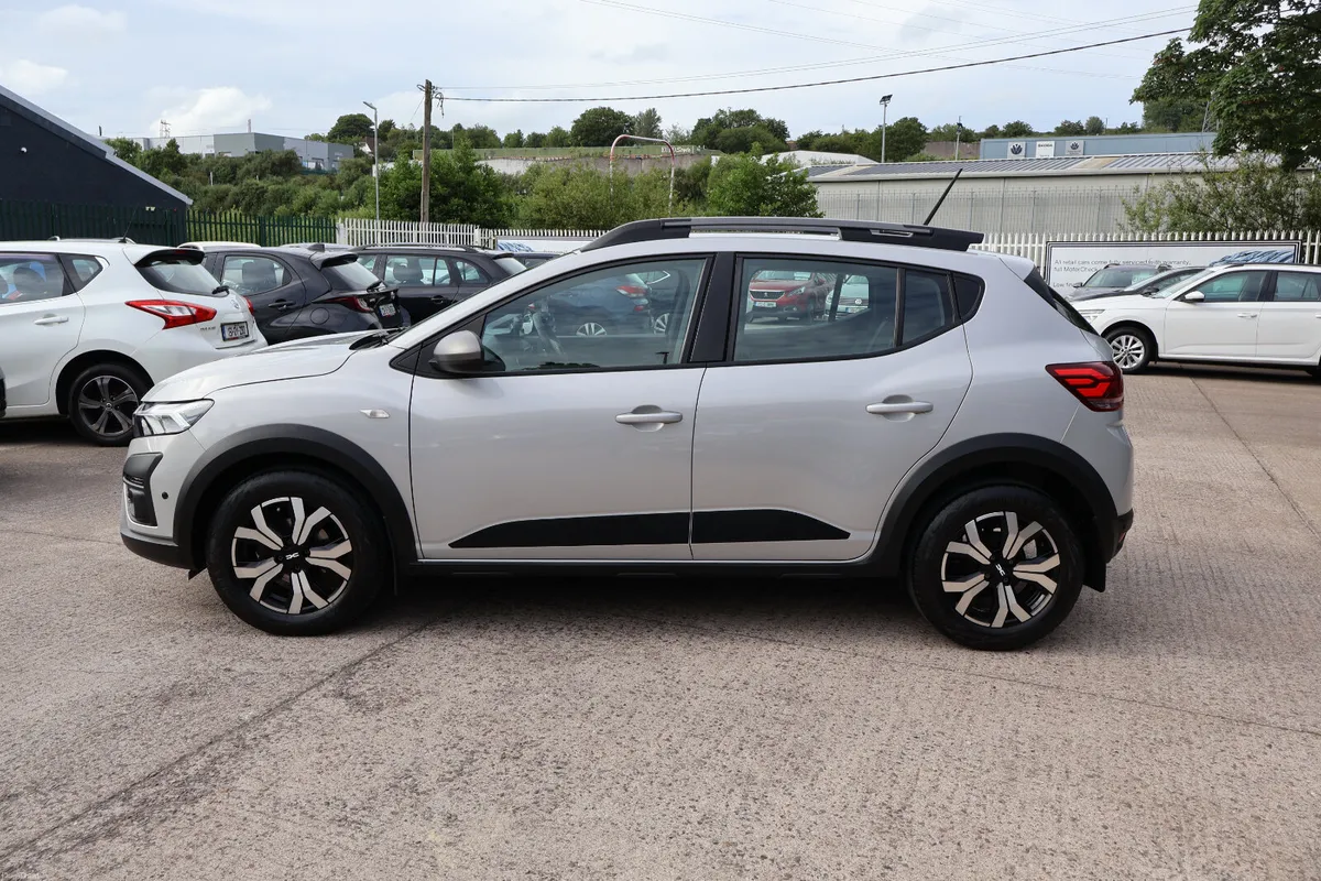 Dacia Sandero Stepway Journey Huge Spec 'As New' - Image 6