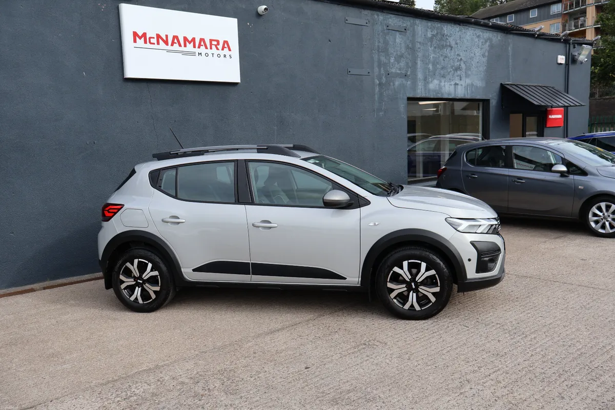 Dacia Sandero Stepway Journey Huge Spec 'As New' - Image 2