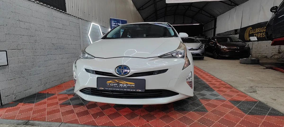 172- Toyota Prius 1.8 Petrol Hybrid - Image 1