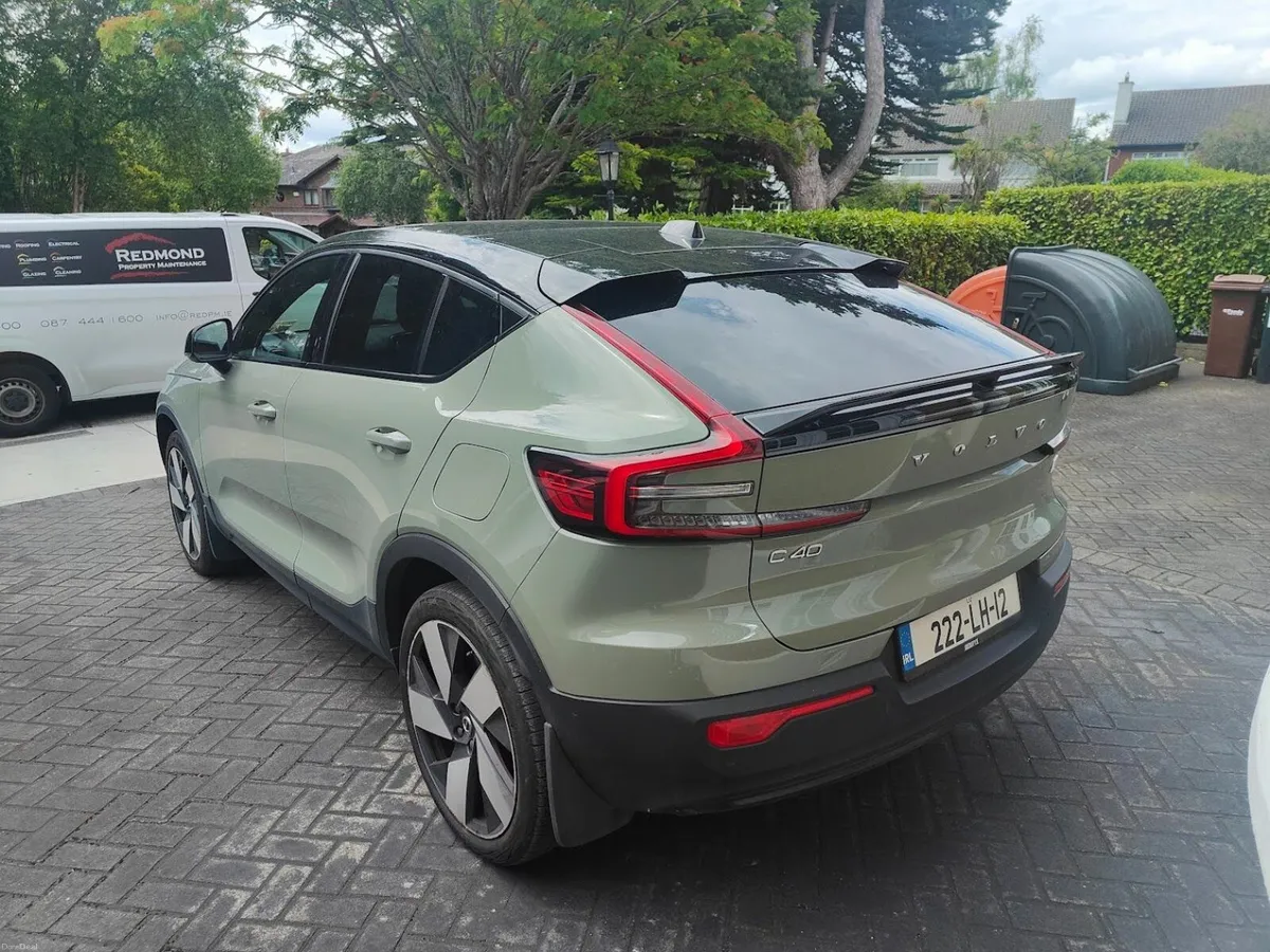 Volvo C40 2022 Twin Motor AWD 408 hp 78 kWh - Image 2