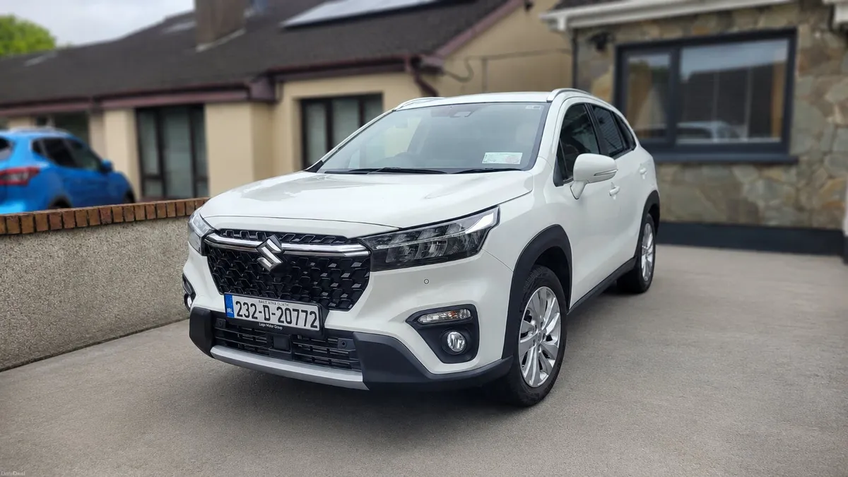 2023 Suzuki S-Cross Motion 1.4 Mild Hybrid –9000km - Image 1