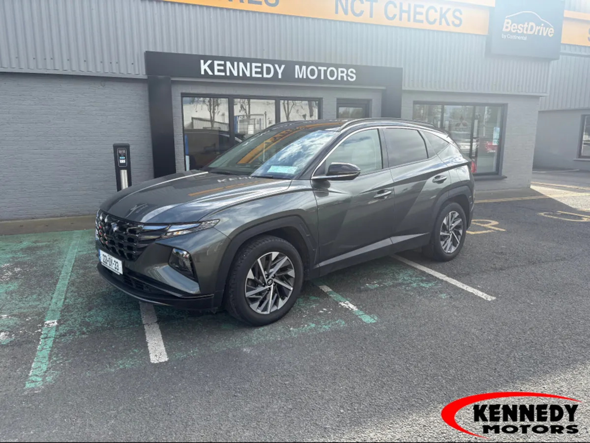 Hyundai Tucson IX35 EXECUTIVE PLUS 2 TONE 5 5DR - Image 1