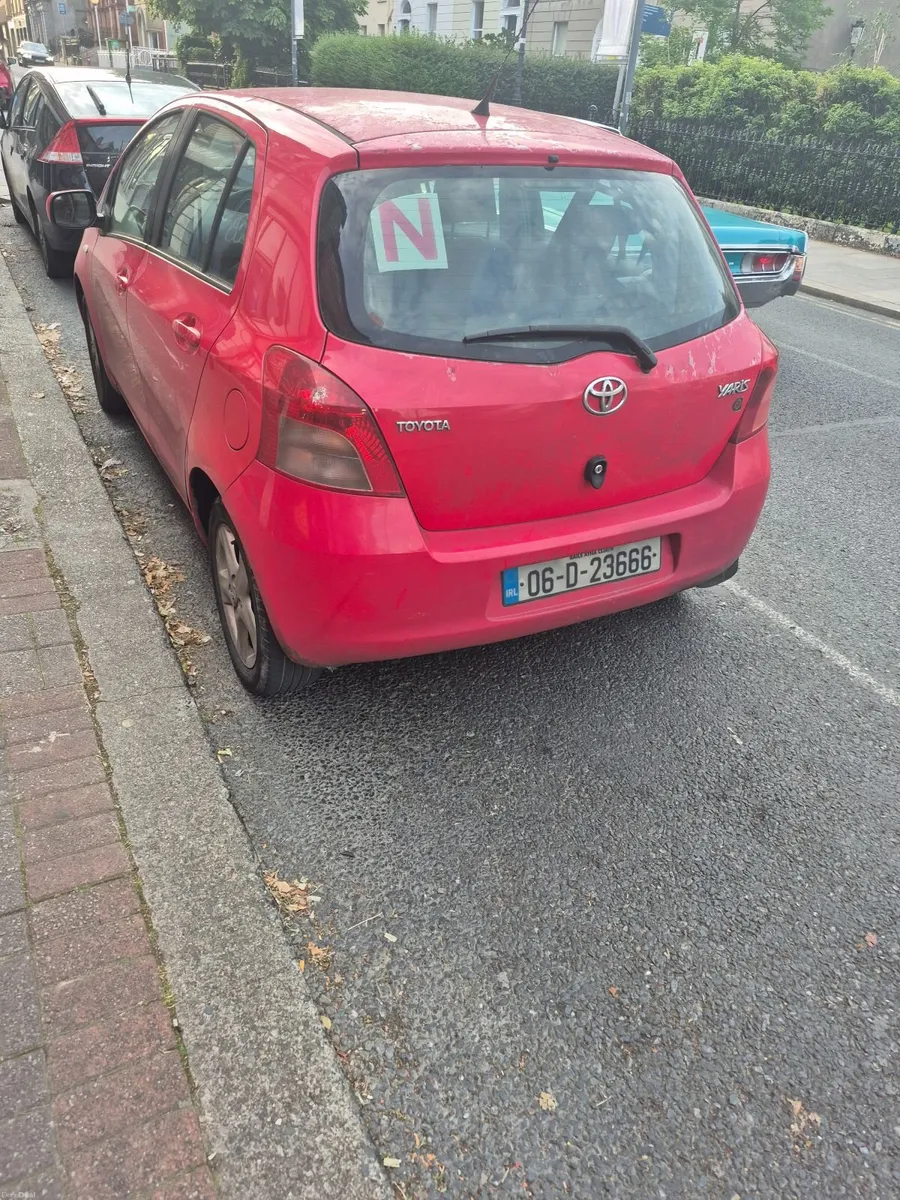 Toyota Yaris 2006 - Image 4