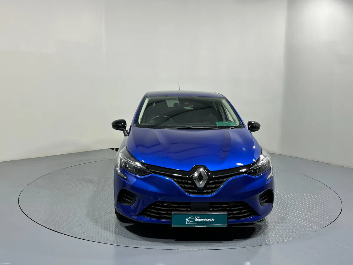 Renault Clio Equilibre 1.0 Petrol 231 - Image 2