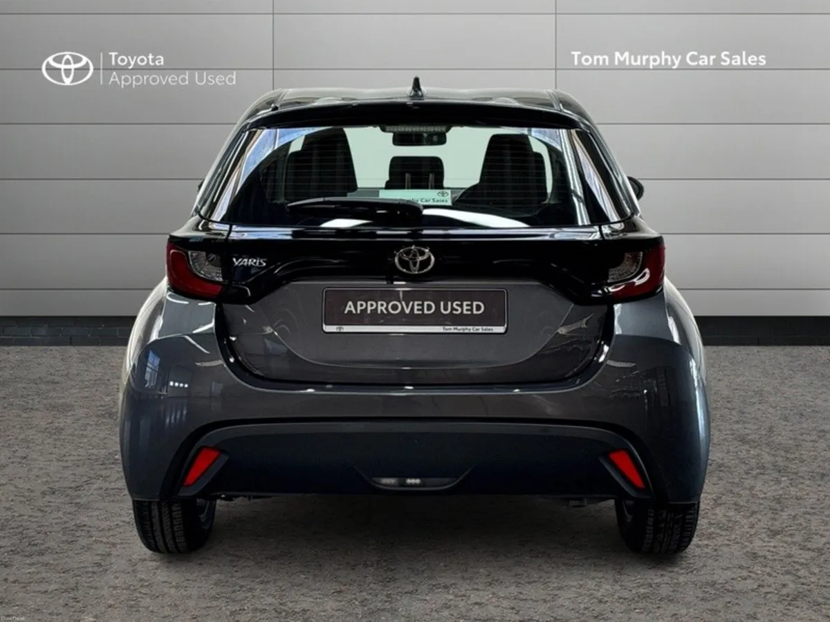 Toyota Yaris YARIS 1.5 LUNA - Image 4