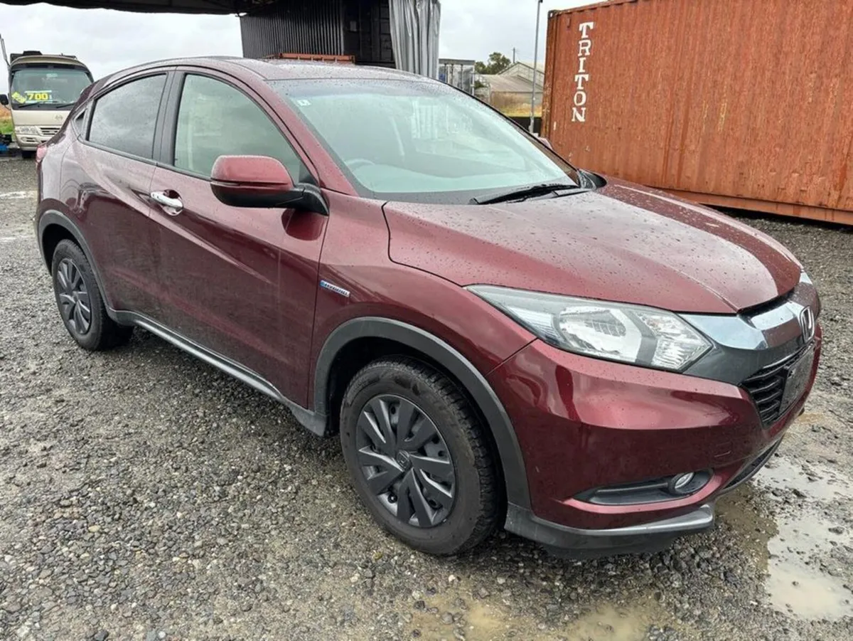 Honda Vezel 1.5 Hybrid AWD - Image 3