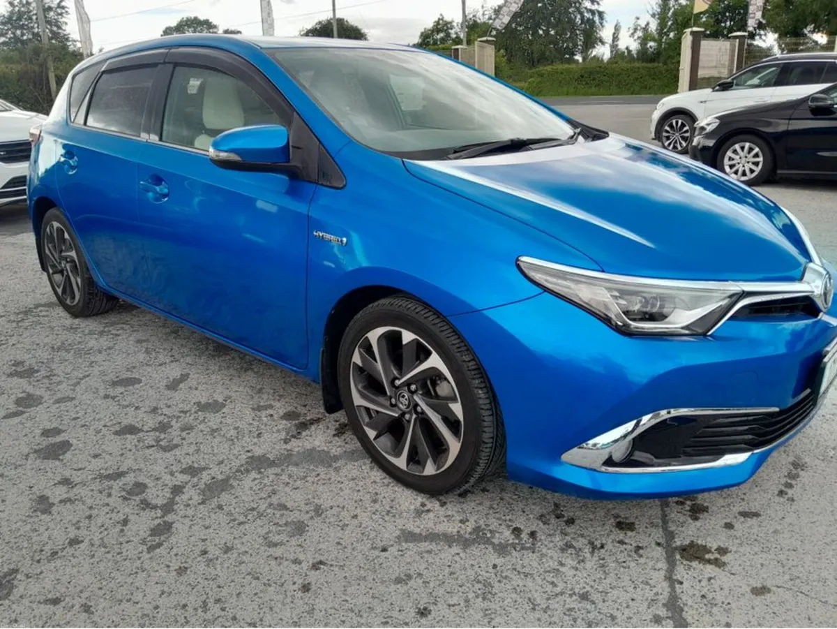 Toyota Auris 1.8 Hybird - Image 3