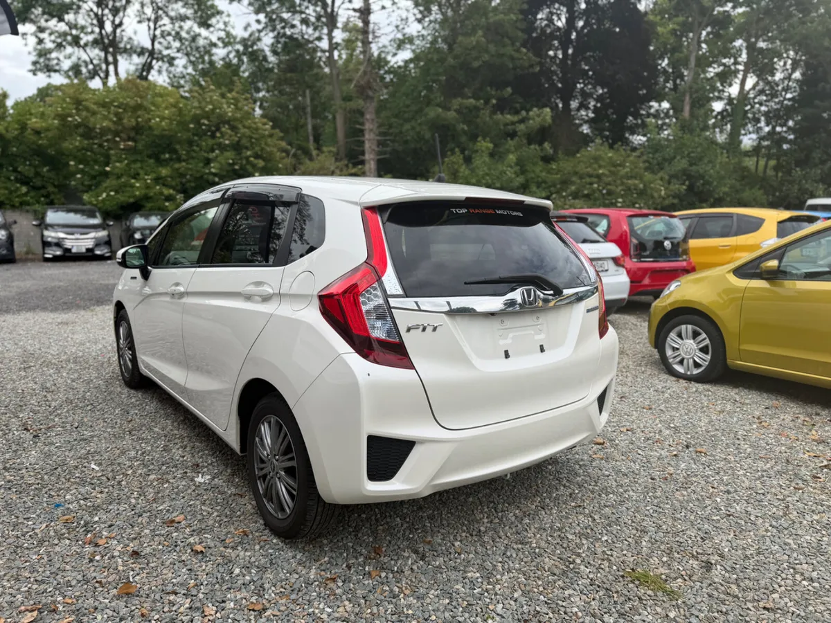 Honda Fit 2017 L package low Milage - Image 4