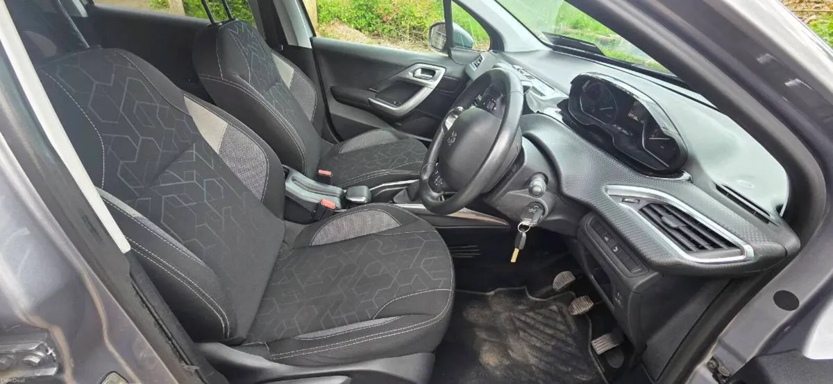 Peugeot 2008 2018 1.2 Puretech - Image 6